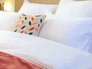 Апартаменты на улице Маршала Бирюзова 18