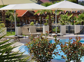 Отель Riviera Hotel