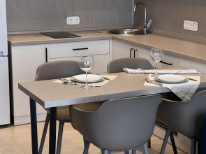 2-kh Komnatnye Vozle Morya Apartments