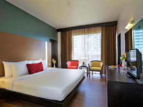 Отель Ambassador Bangkok Hotel