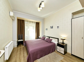 Отель Априори