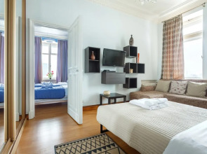 Апартаменты Улучшенные 3 Комнатные с Видом на Москву-Сити