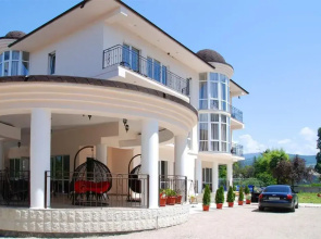 Akvarel Guest House