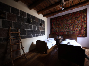 Alashkert Guest house