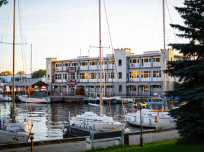 Отель Клуб Водник