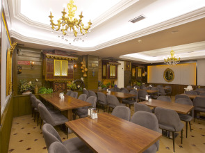 Отель Grand Ant