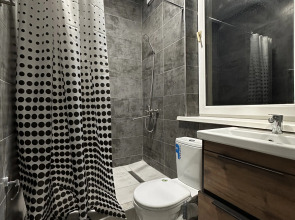 Отель Ревивал