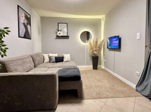 Апартаменты Трехкомнатная на Казанском Шоссе Историческая Часть Города ТЦ Фантастика