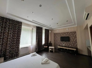 Отель Автор