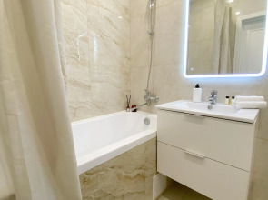 Квартира Konstantinov Apartments на Николая Островского 60