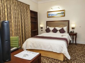 Royal Park Residence Hotel