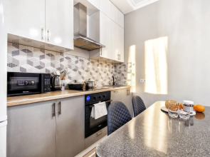 Квартира с красивым интерьером в центре Астаны