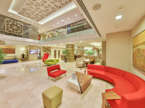 Отель Ramada By Wyndham Istanbul Taksim