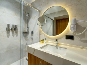 Отель Best Western Premier Hidden Hills Hotel