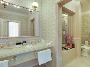 Отель Alfavito Kyiv