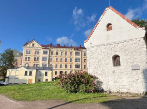 Апартаменты у Часовой Башни и Дома Гильдии