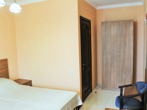 Отель Гермес