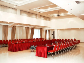 Отель Ани Плаза