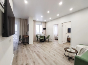 Апартаменты Трехкомнатные  Люкс в центре города