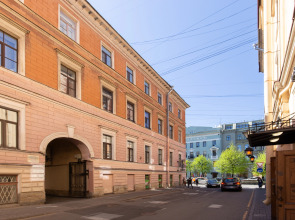 Апартаменты Город Рек на Большой Конюшенной 4/6/8 New