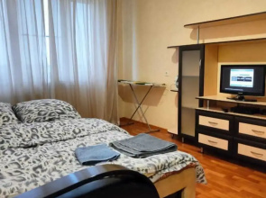 Na Traktorostroiteley 16 Flat