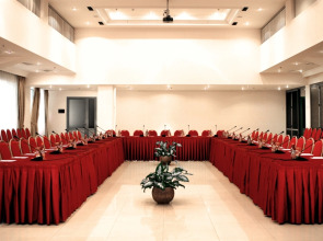 Отель Ани Плаза