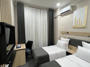 Отель Shah Palan