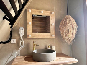 Глэмпинг на Озерах