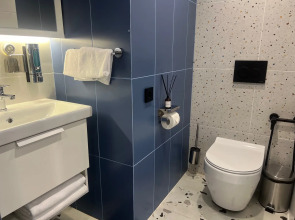 Апартаменты у Часовой Башни Голубые