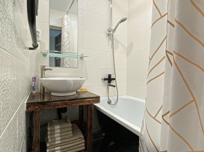 Апартаменты Геологоразведчиков 8А