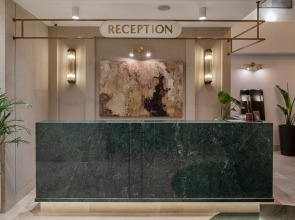 Отель Delita City