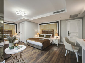 Отель Pell Palace Hotel & Spa