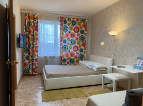 Svetlaya Na Dzerzhinskogo 63 Nevyyansk Flat