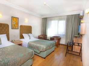 Отель Grand Ant