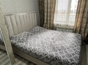 Na Ulitse Gamidova 95 Flat
