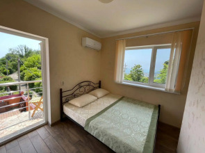 Zapovednik Guest House