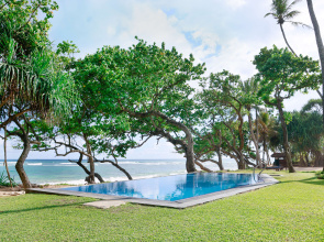 South Point Abbey 4 bedroom beach front Villa