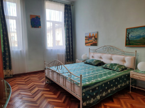 Апартаменты Sutki Rent в Доме Штрауха