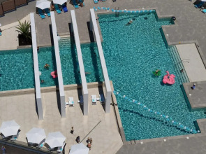 Квартира с Видом на Море с Отдельной Спальней