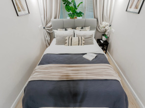 Апартаменты Монохромная Красноармейская