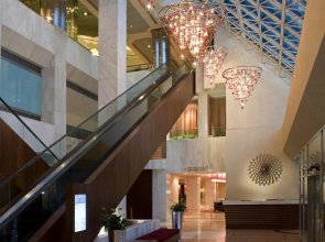 Crowne Plaza Dubai Deira an IHG Hotel