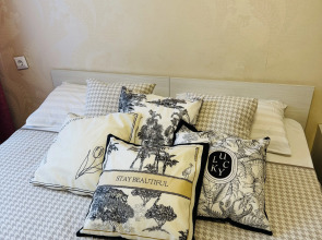 Апартаменты Red на Комарова 45