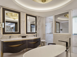 The Alexander, a Luxury Collection Hotel