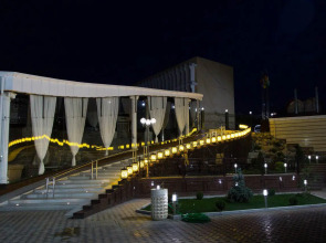 Отель Alexander