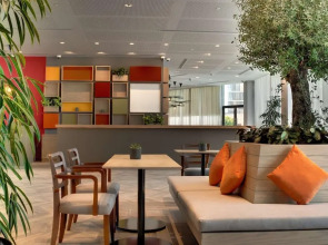 Отель IntercityHotel Dubai Jaddaf Waterfront