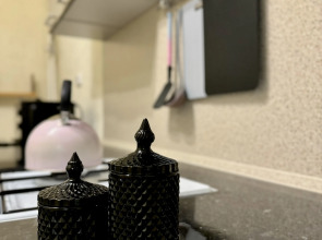 Апартаменты Просторная однушка рядом с центром