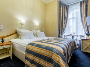 Меблированные комнаты Блюз на Невском