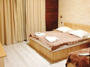 Отель Come & Rest