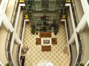 West Shine Hotel