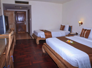 Chaweng Bluelagoon Hotel